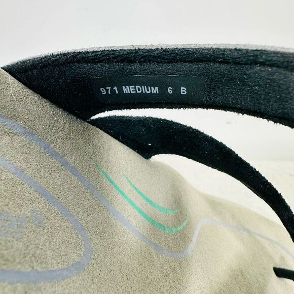 OrthoFeet Sandals Womens 6 BGaya Flip Flops Thong Metallic Flats Slip On - Picture 7 of 7